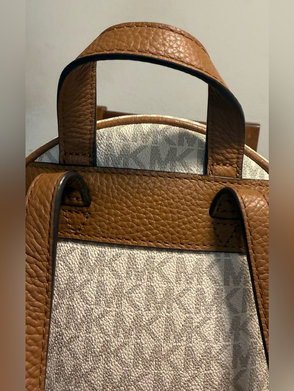 Michael Kors Abbey Mini Backpack Vanilla MK Logo Gold Studded Purse Bag EUC - Picture 3 of 12
